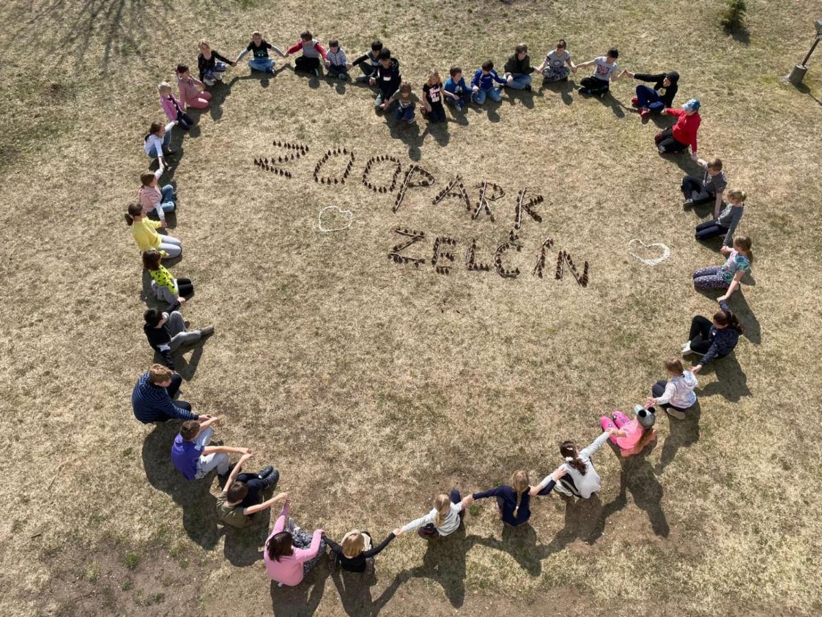 Zoopark Zelcin Villa Mělník Exteriör bild